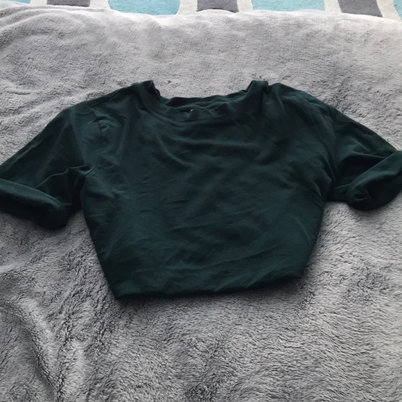 🌟 3 for $25 🌟 - Dark Green Tee - Picture 2 of 2